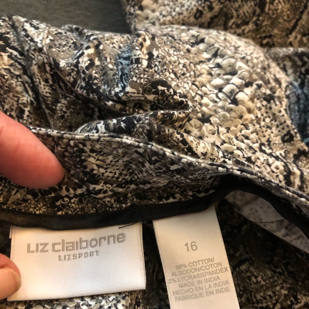 Capris - Picture 2 of 2